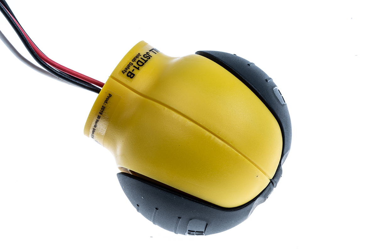 2tla020007r3100-jstd1-b ABB 2 Button Safety Two Hand Control Switch, JSTD1 Series