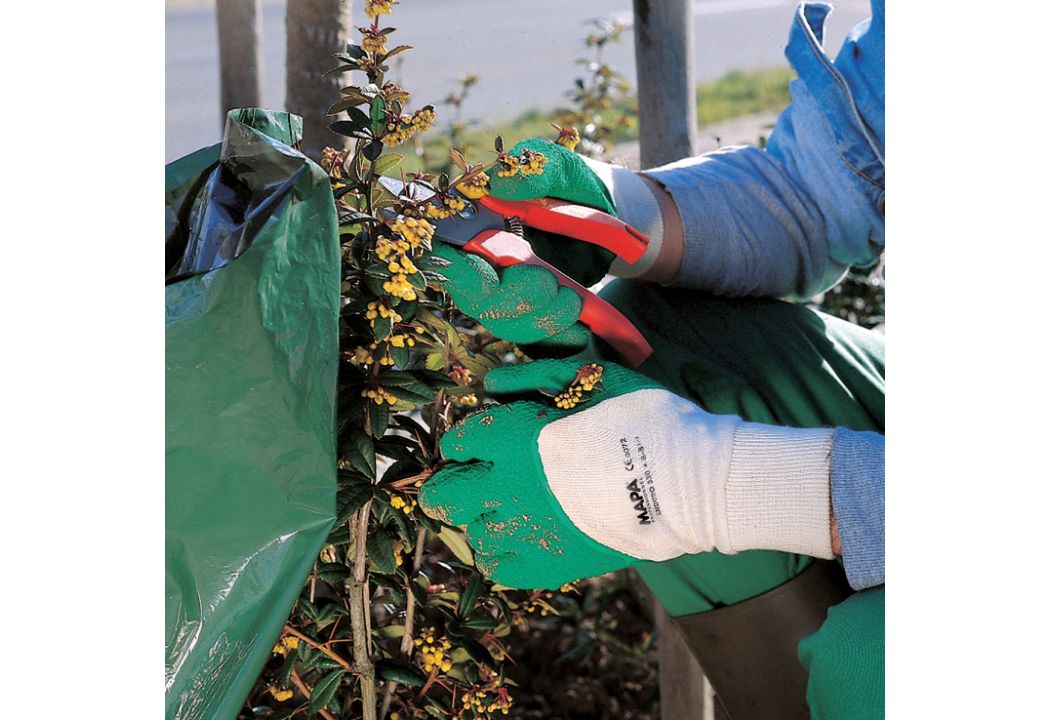 3433001-6 Mapa HARPON 330 Green Latex Work Gloves, Size 6