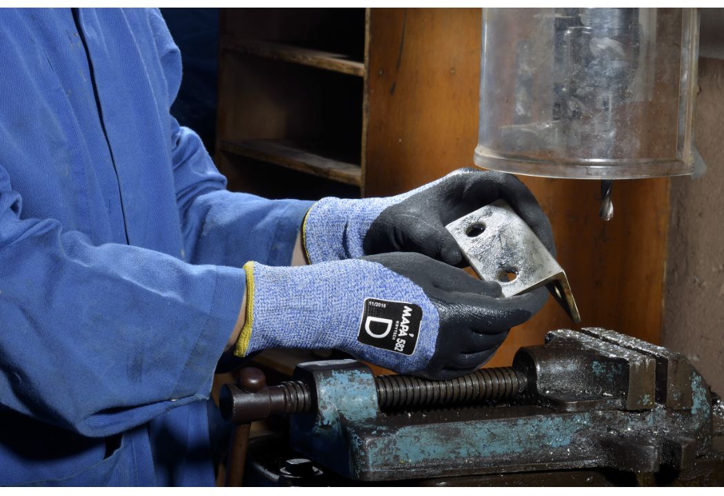 3458203-7 Mapa Cut protection KRYTECH 582 Black, Blue Nitrile Work Gloves, Size 7