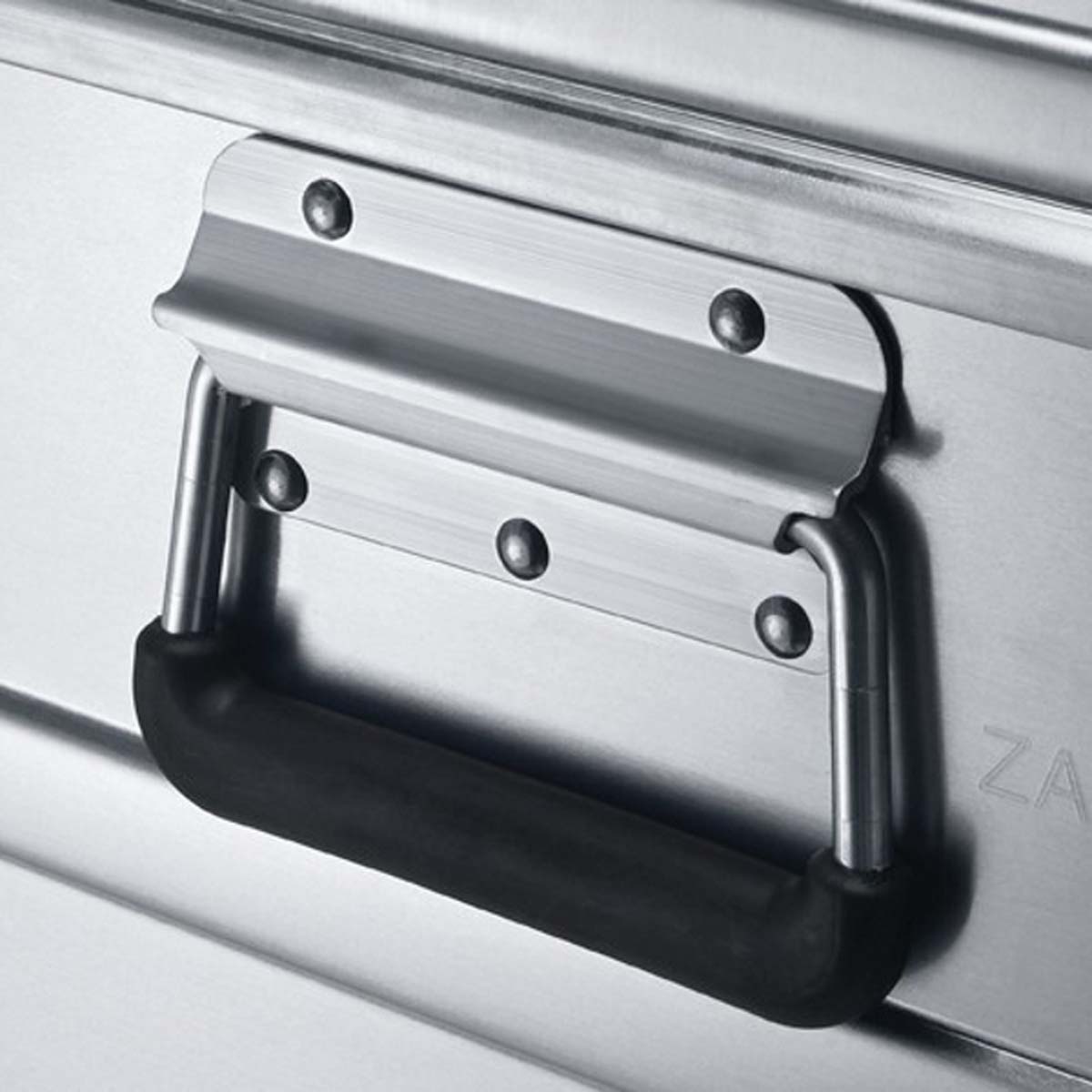 40568 Zarges K 470 Metal Waterproof Watertight Transit Case, 600 mm 400 mm 250 mm
