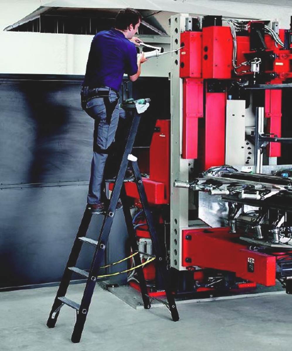 41147 Zarges Aluminium 5 steps Step Ladder, 1.33m platform height, 2.15 m open length