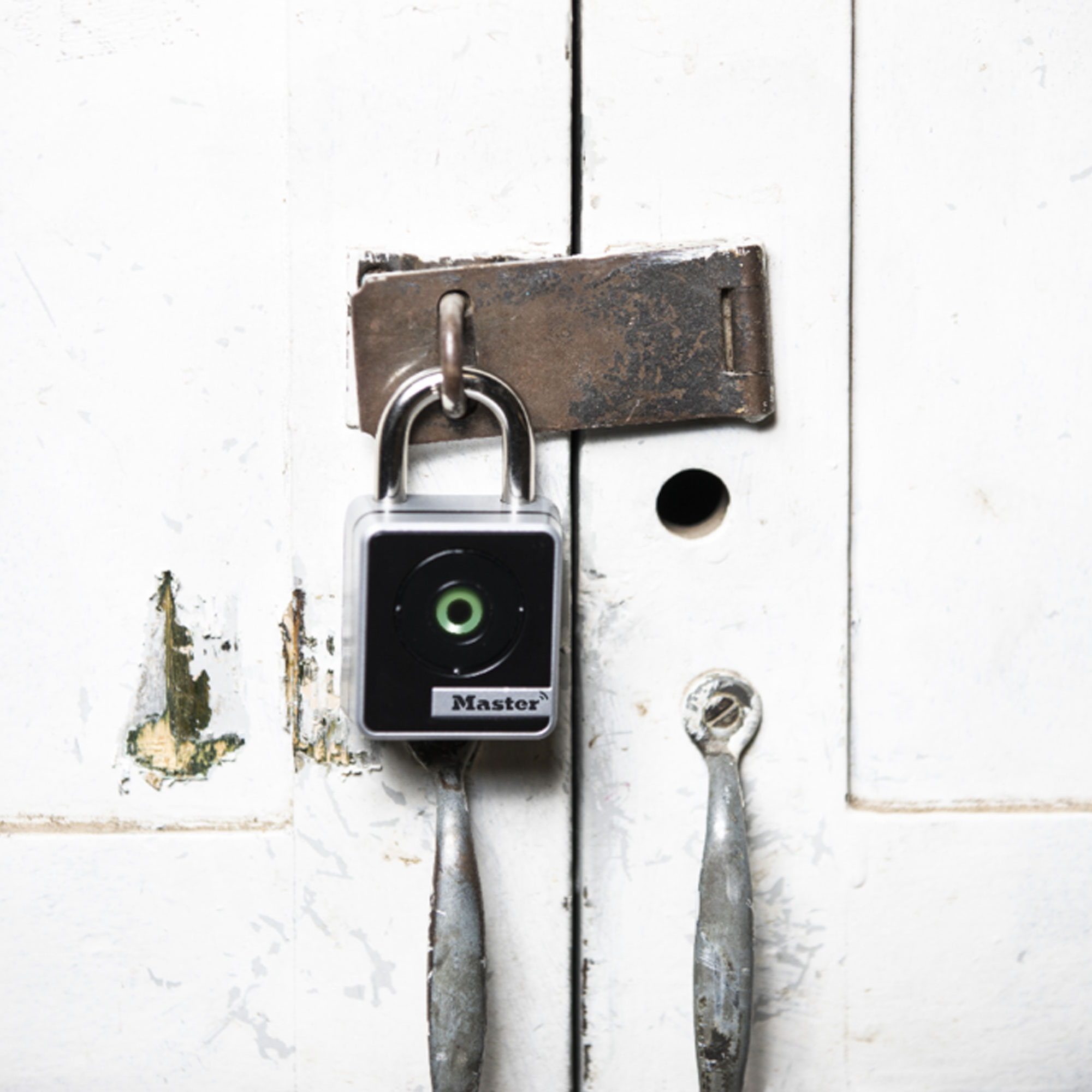 4400eurec Master Lock Bluetooth Smart Padlock, 7 mm Shackle, 47 mm Body