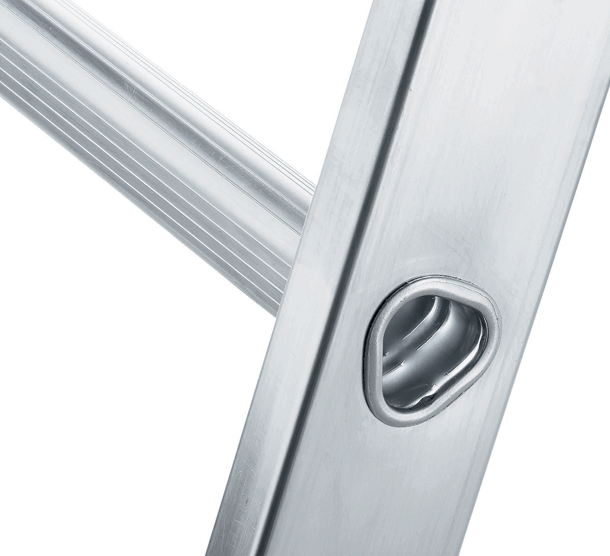 44834 Zarges 2 Sections Aluminium Extension Ladder, 3.8 m