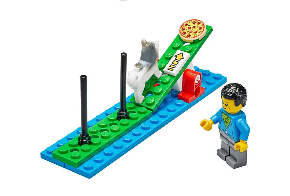 45401 Okdo Lego Essential Set