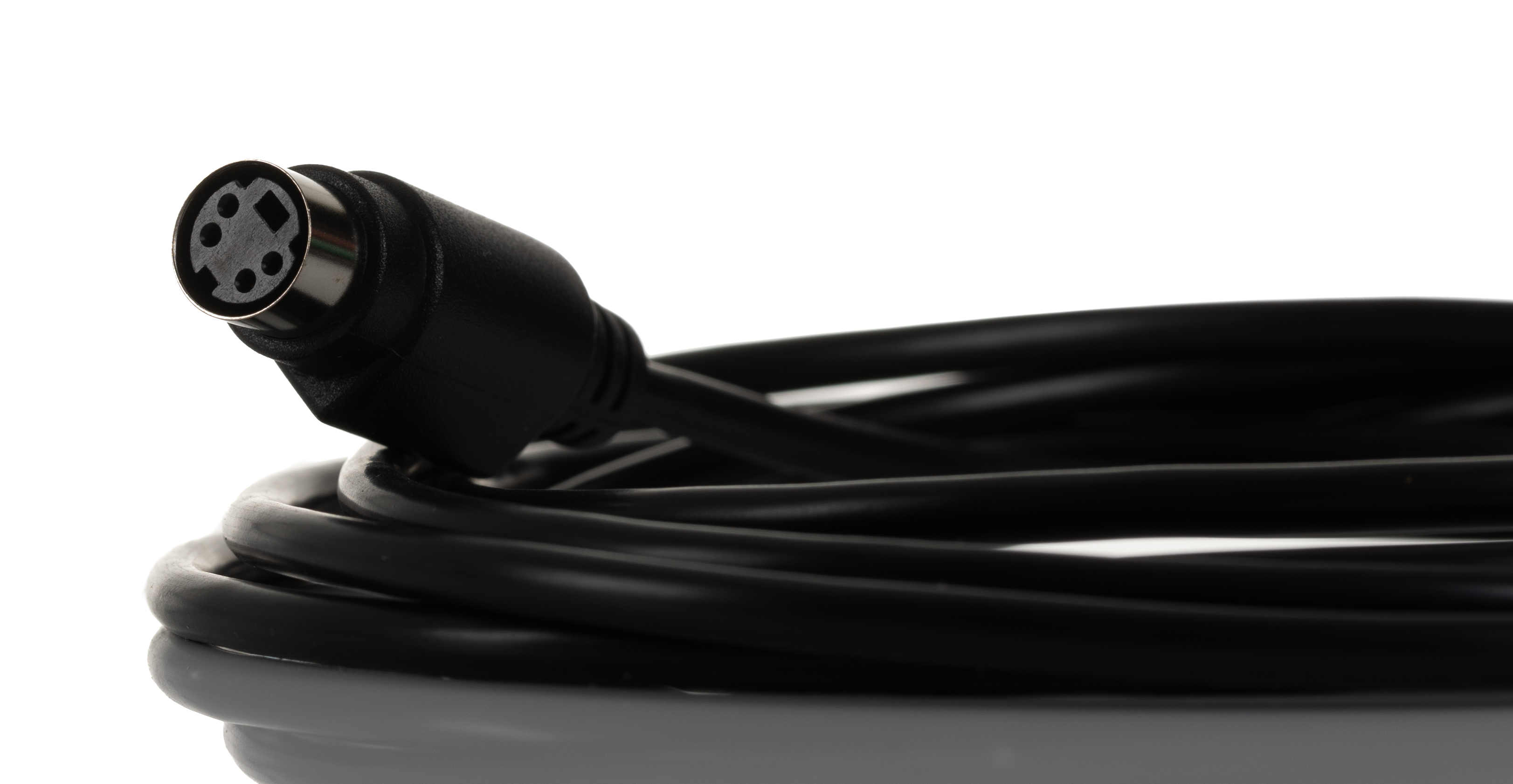 463-530 RS PRO Male Plug to Female Socket Black DIN Cable 2 m