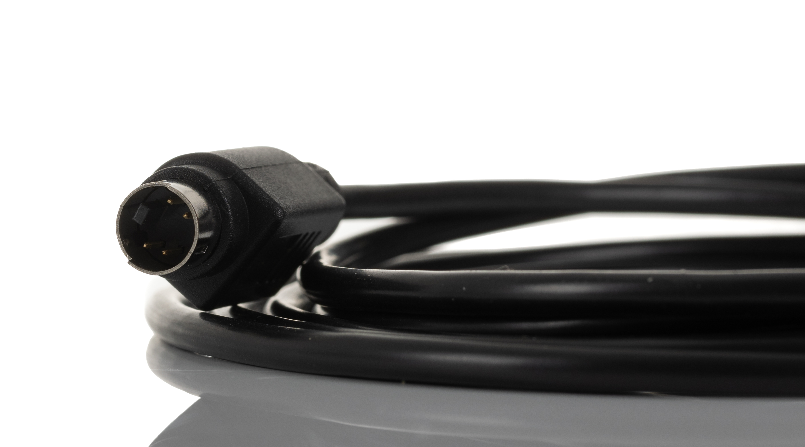 463-530 RS PRO Male Plug to Female Socket Black DIN Cable 2 m