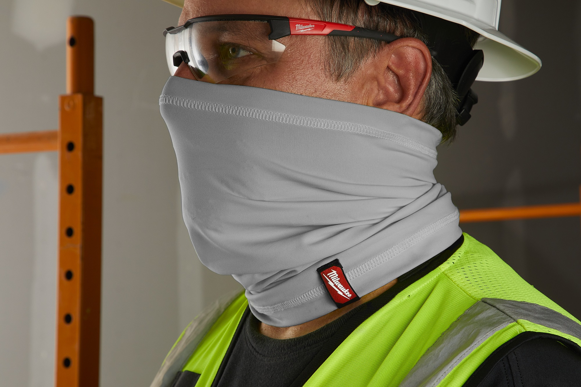 Milwaukee 86% Polyester, 14% Elastane Breathable Neck Scarf, Grey