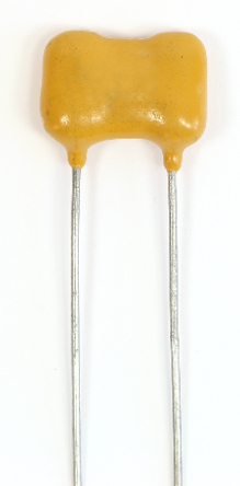 RS PRO 680 pF Mica Capacitor 500V dc ±1 % Tolerance, D Radial