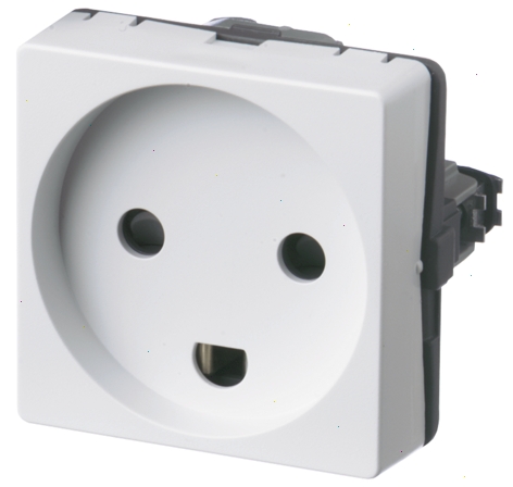 LK White 1 Gang Plug Socket, 10A Indoor, Type K