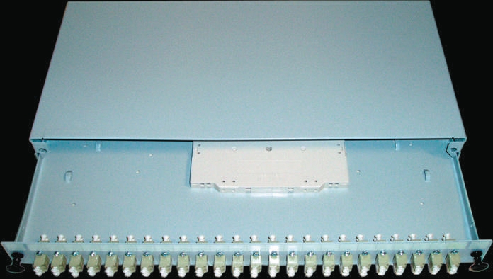 RS PRO 24 Port SC, Simplex Fibre Optic Patch Panel With 24 Ports Populated, 1 U 44 mm