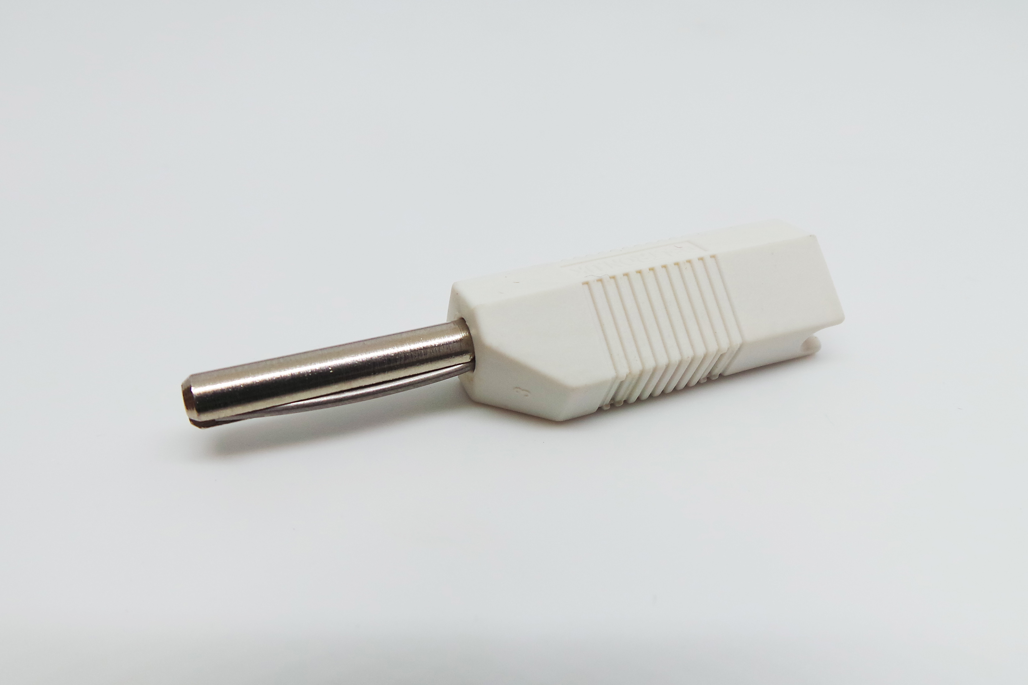 Deltron White Male Banana Plug, 4 mm Connector, Screw Termination, 50V, 16A, Nickel Plating