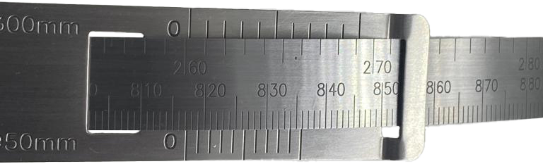59-100-070 Linear Tools 940-2200 mm 700 mm Tape Measure, Metric