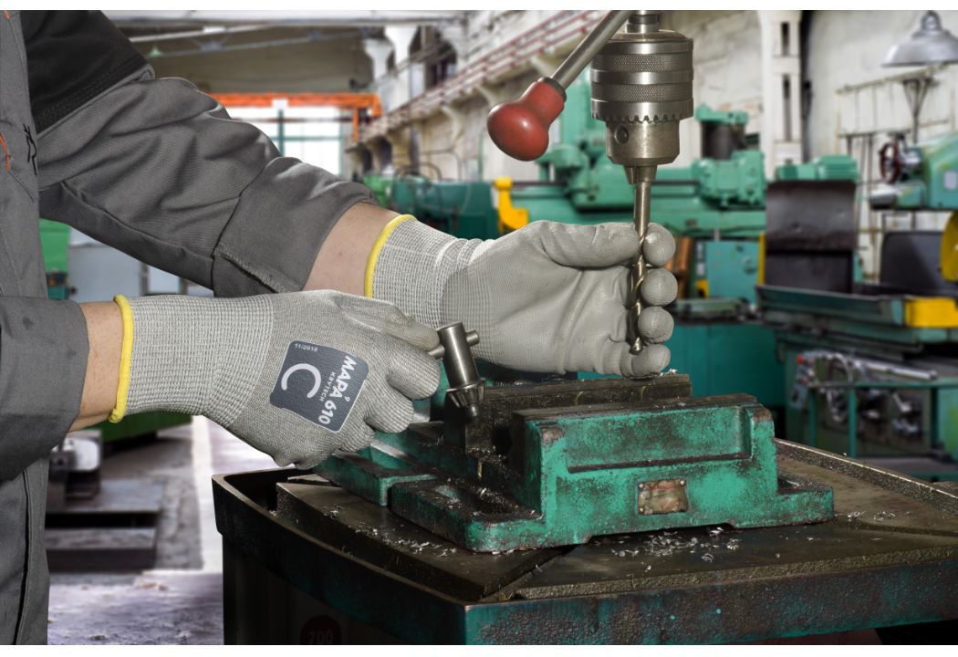 610 Mapa KRYTECH  Grey High Performance Polyethylene Work Gloves, Size 7, Polyurethane Coating