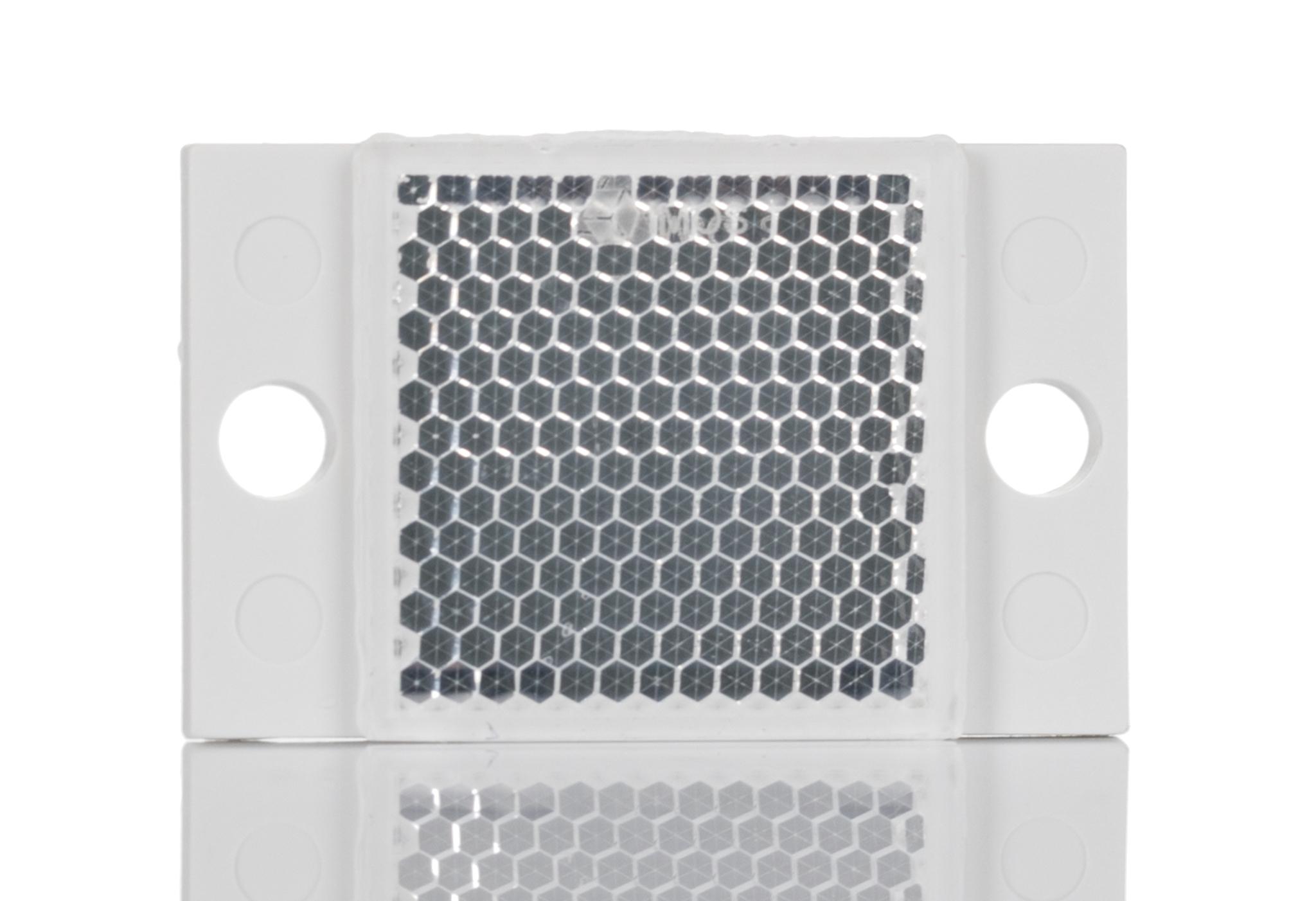 Banner Sensor Reflector for Use with VALU-BEAM 915 Series Sensor