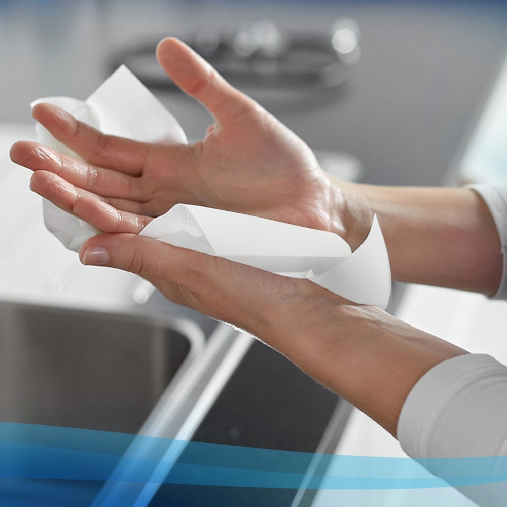 6689 SCOTT Scott® Control™ () Interfolded Hand Towels, 212 x 105 mm, 1 Ply, 4560 Sheets