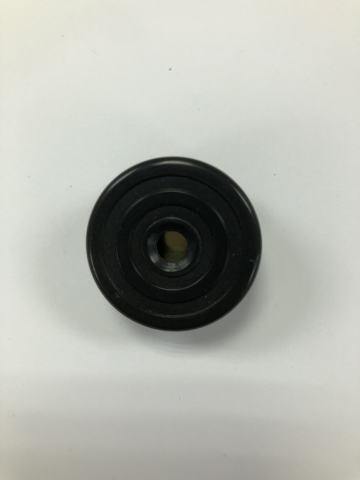 RS PRO 97dB Through Hole Continuous Piezo Buzzer, 31.5 (Dia.) x H14.4mm, 8V dc Min, 18V dc Max