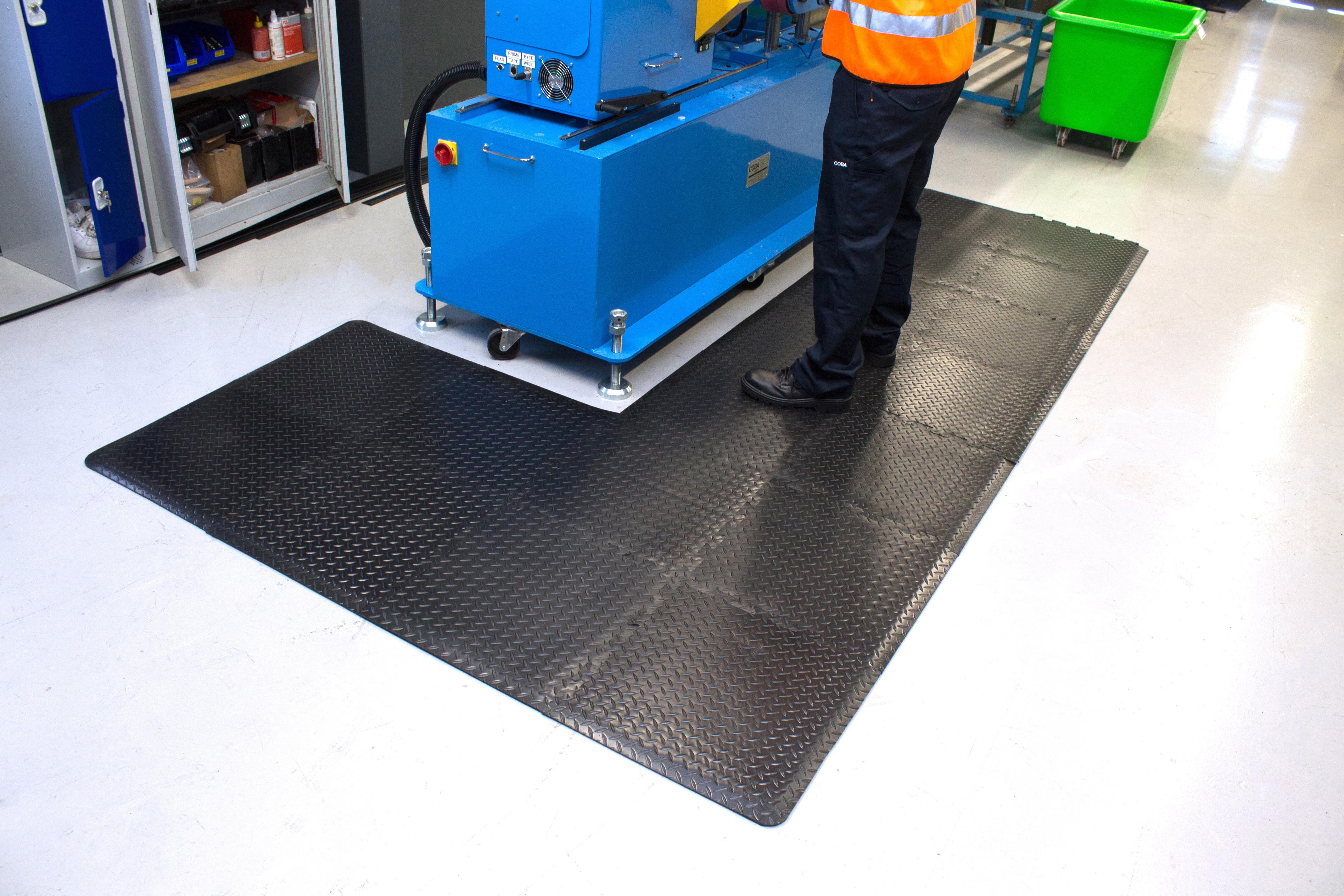 dp010010 Coba Europe Deckplate Connect PVC Anti-Fatigue Mat, 50cm x 50cm x 15mm