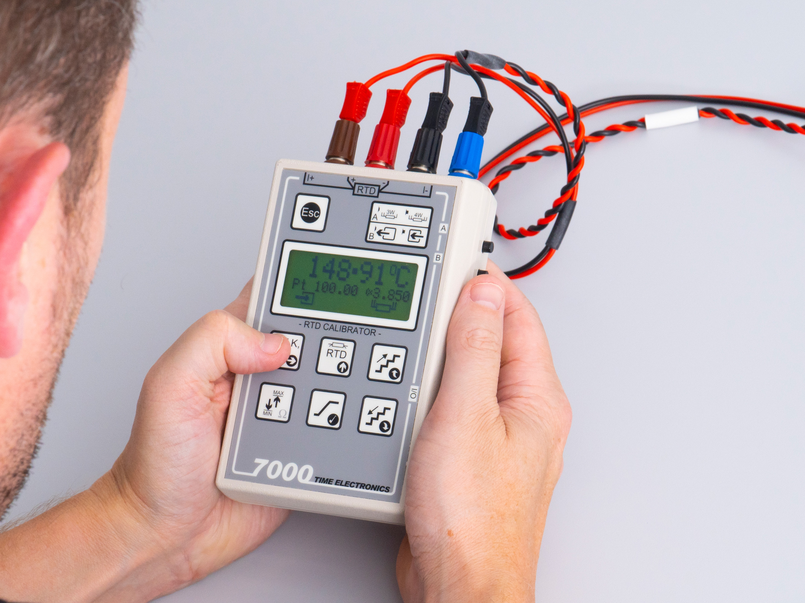 7000 Time Electronics  Temperature Calibrator