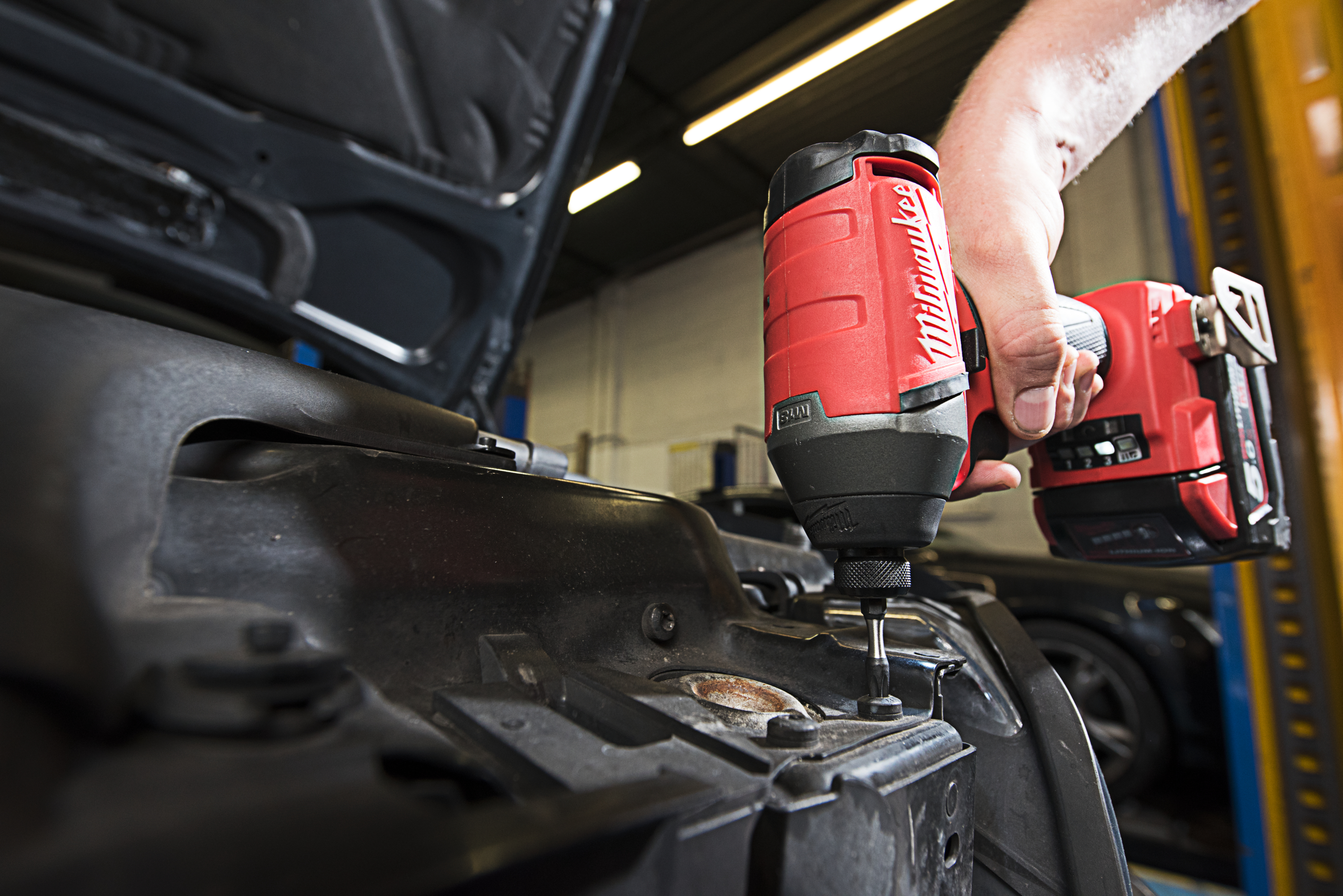 m18fqid-0 Milwaukee M18FQID-0 - Cordless 18V Impact Driver with  Body Only