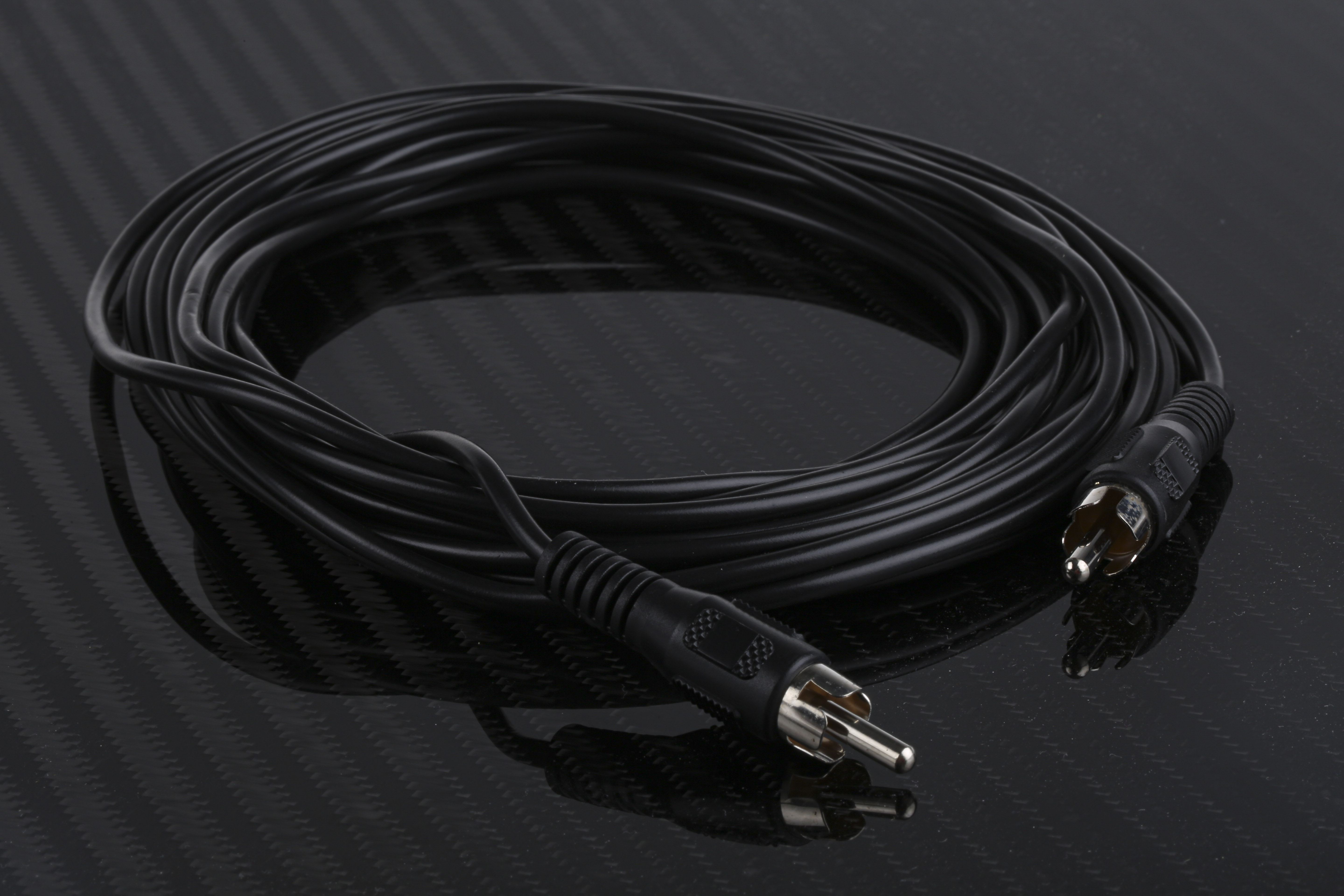 742-4305 RS PRO Male RCA to Male RCA Auxiliary Cable, Black, 5 m
