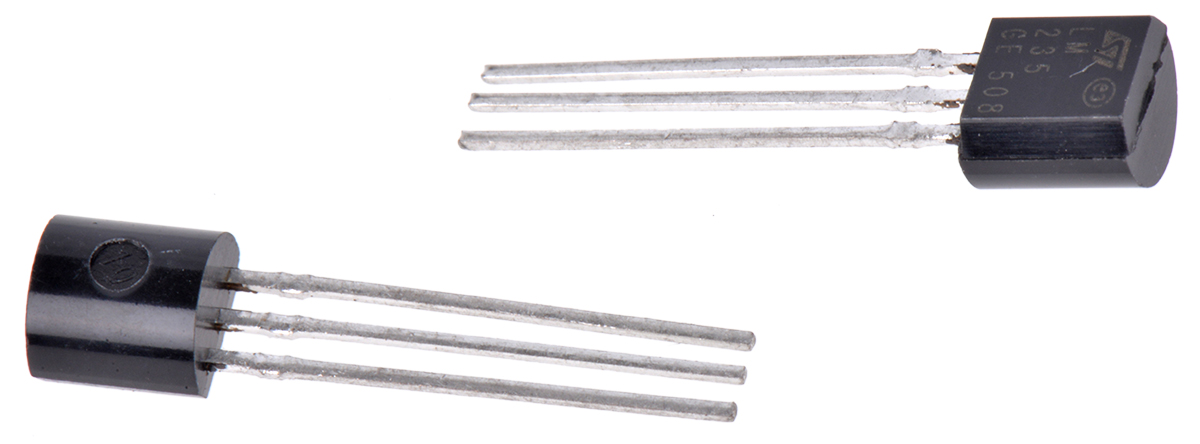 STMicroelectronics Temperature Sensor, Voltage Output, Through Hole Mount, Analogue, ±1°C, 3 Pins