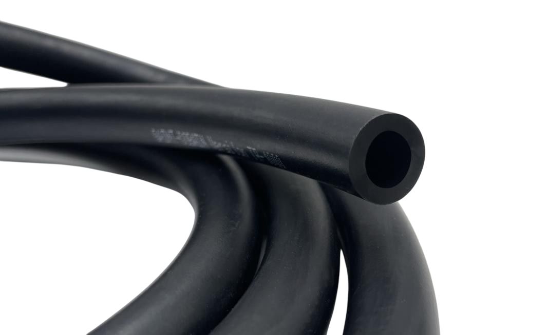Saint Gobain Versilon™ TR-1055 Rubber, Flexible Tubing, 7.9mm ID, 12.7mm OD, Black, 15.2m