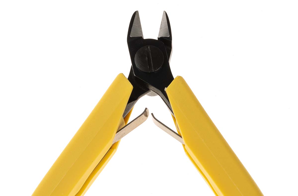 8142 Lindstrom Ultra Flush ESD Safe Cable Cutter