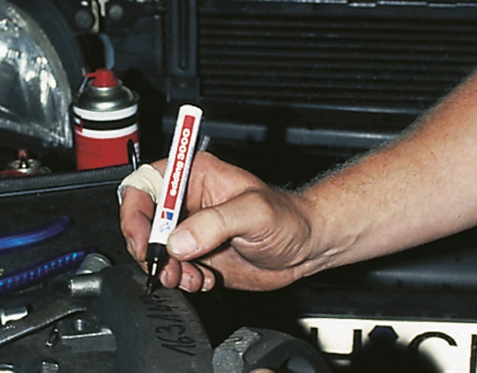 8300-001 Edding Fine Tip Black Marker Pen