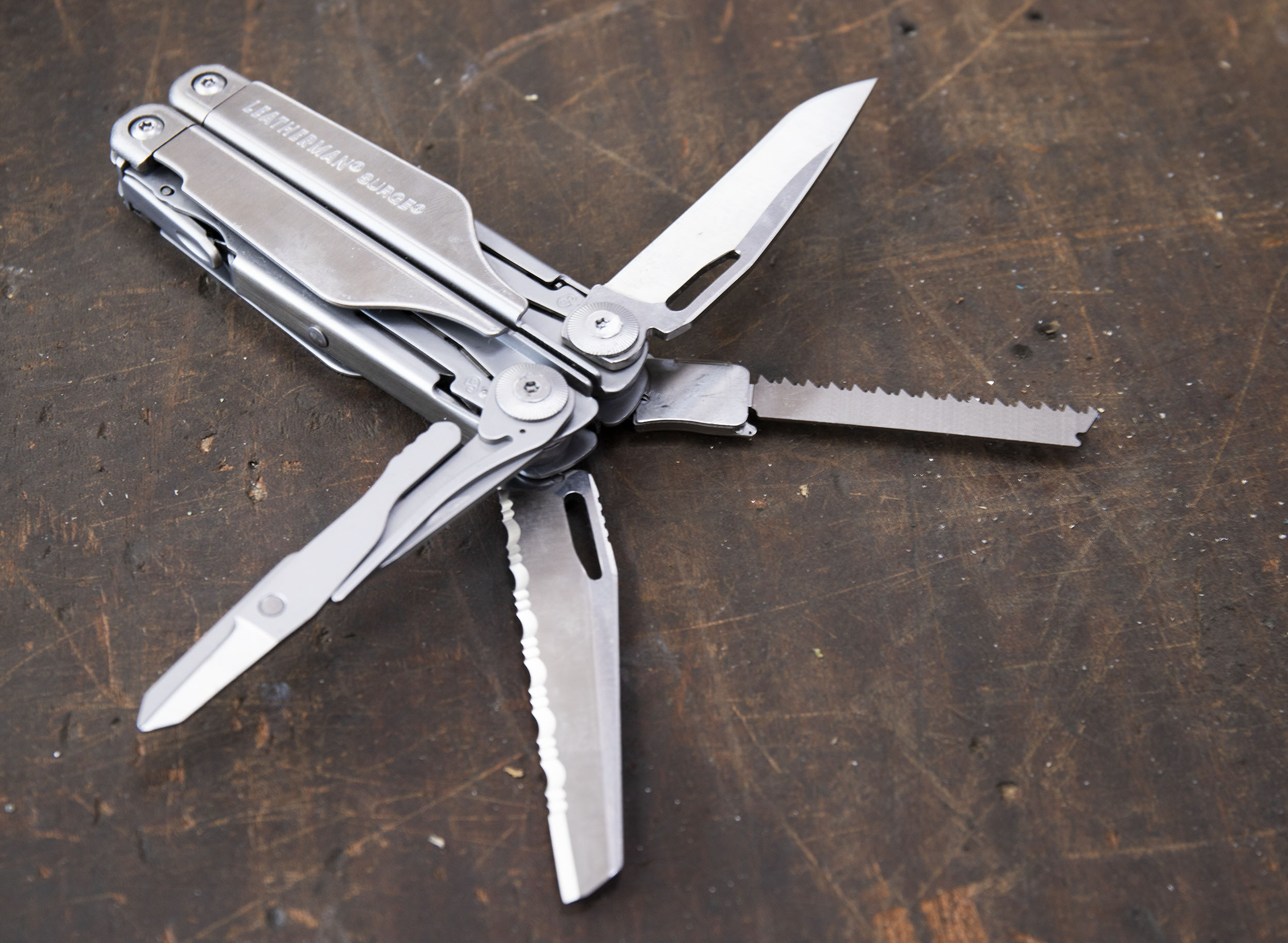 830165 Leatherman 19 Surge, Multitool Knife 115mm, 115 mm Closed Length, 335 g