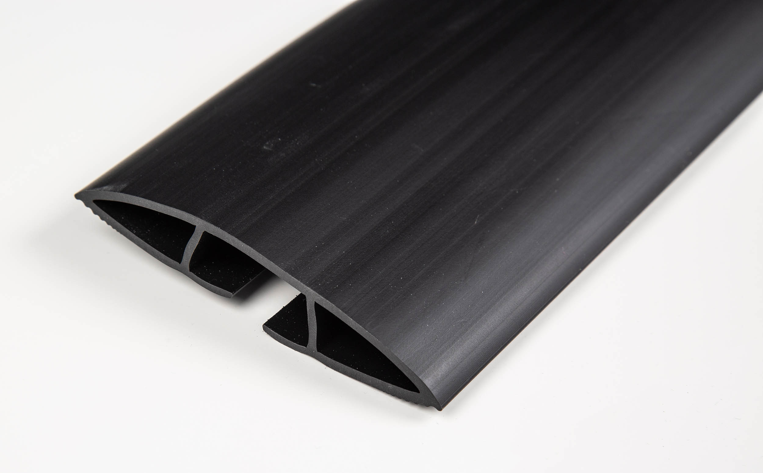 865-9622 RS PRO 1 m Black Cable Cover in Polyvinyl Chloride, 29.4 mm ID