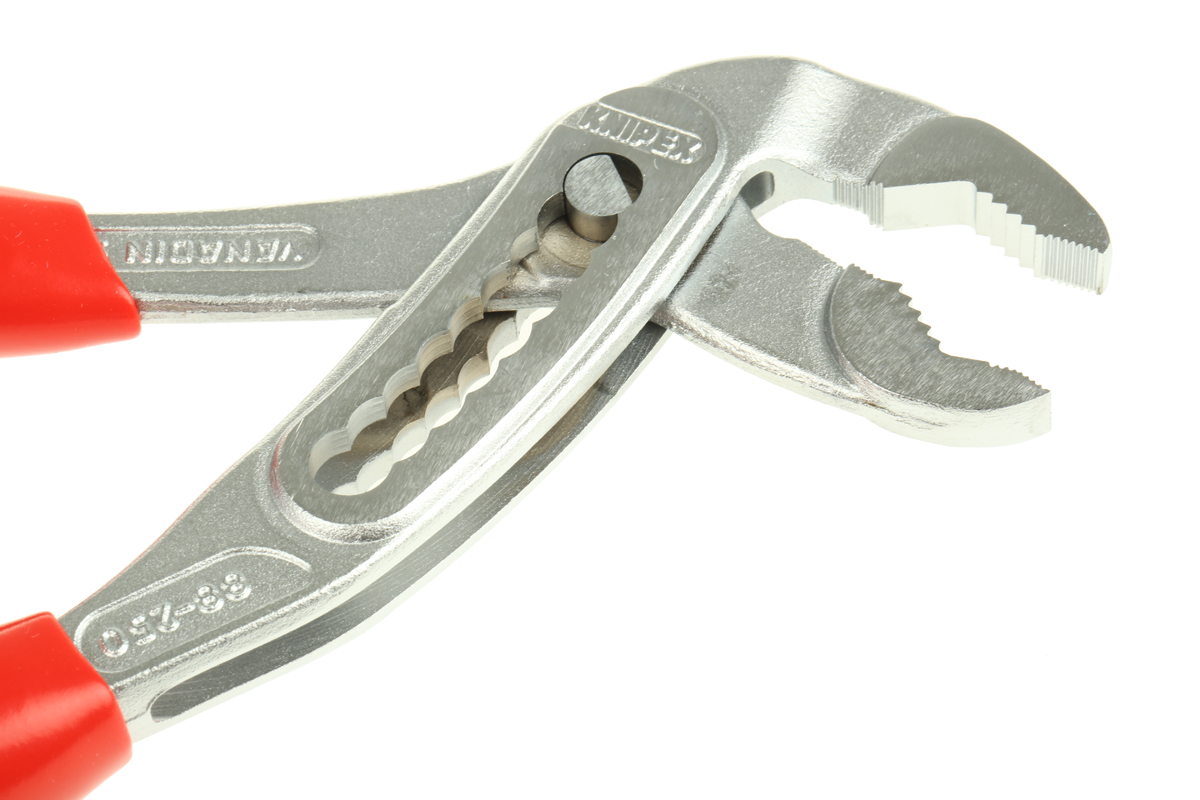 88-07-250 Knipex Alligator® 1-Piece Water Pump Plier, 250 mm Overall VDE/1000V Approved, 46mm Jaw
