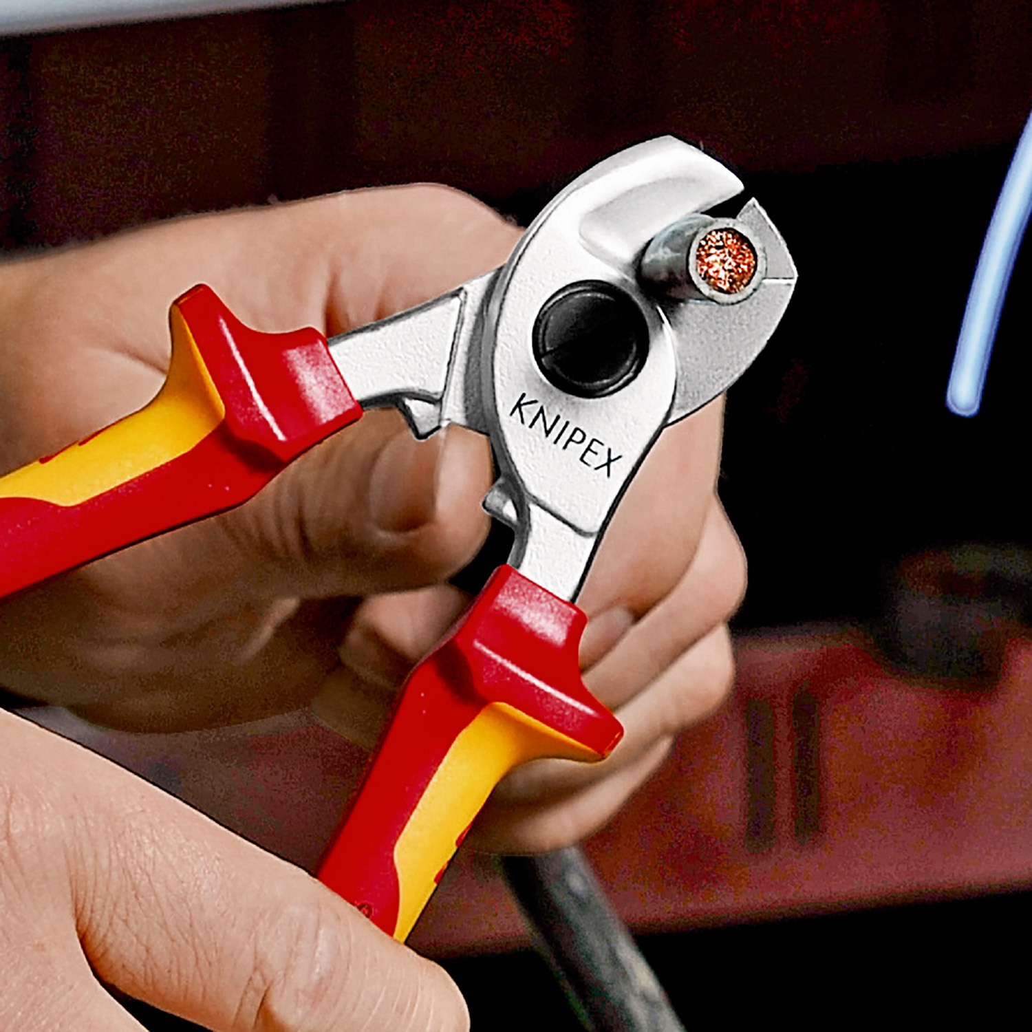 95-26-165 Knipex Knipex VDE/1000V Approved Cable Cutter