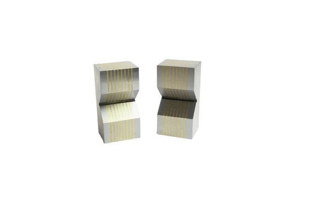 950v Eclipse for Use with Magnetic Chucks, 40 mm Height, 50 mm Length