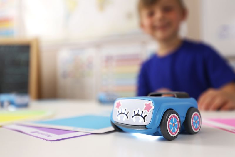 980-0529 Sphero Robot At-Home Learning Kit