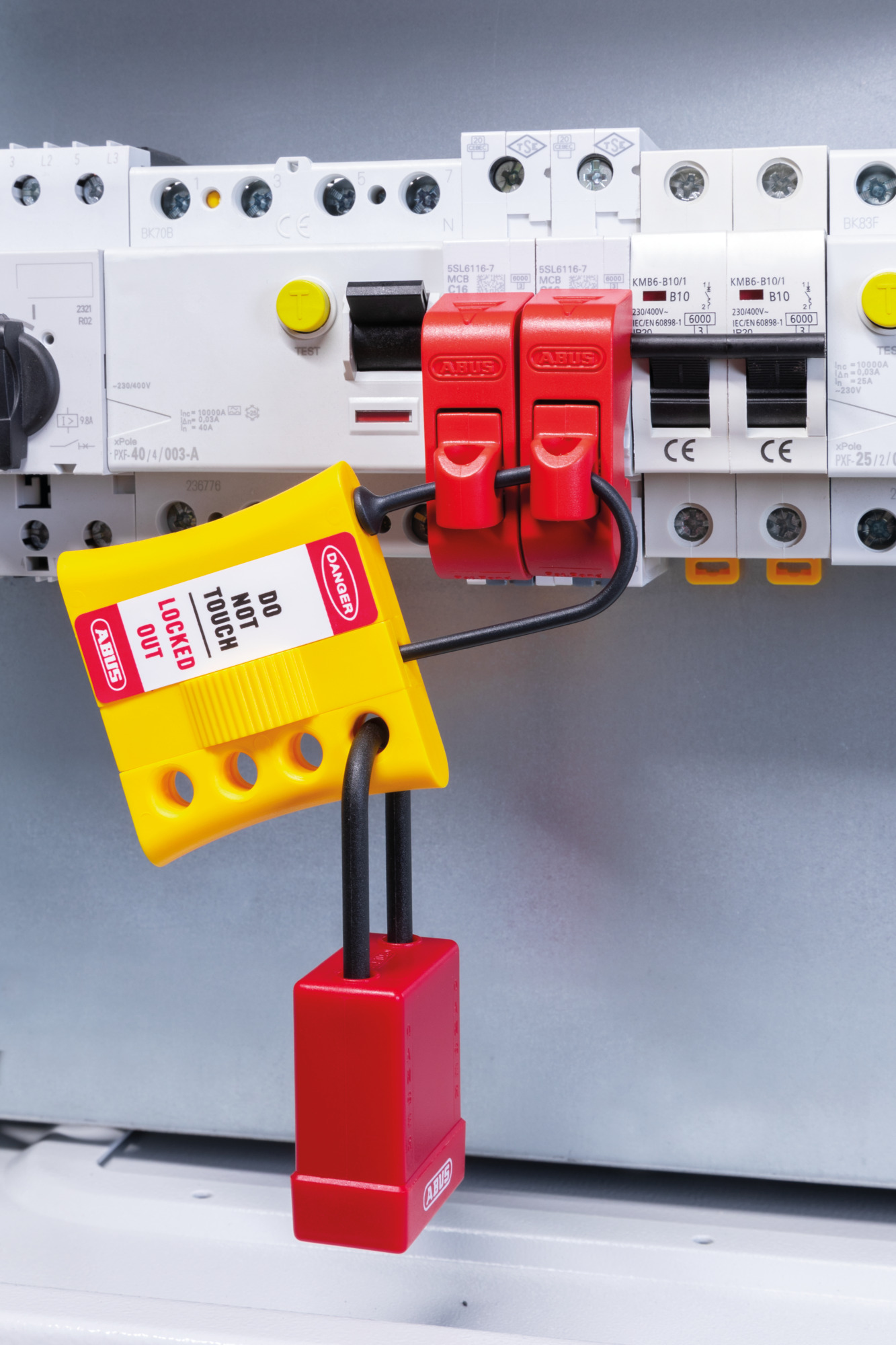 99670 ABUS Yellow 4-Lock Lockout Plastic Lockout Device, 4.76 mm