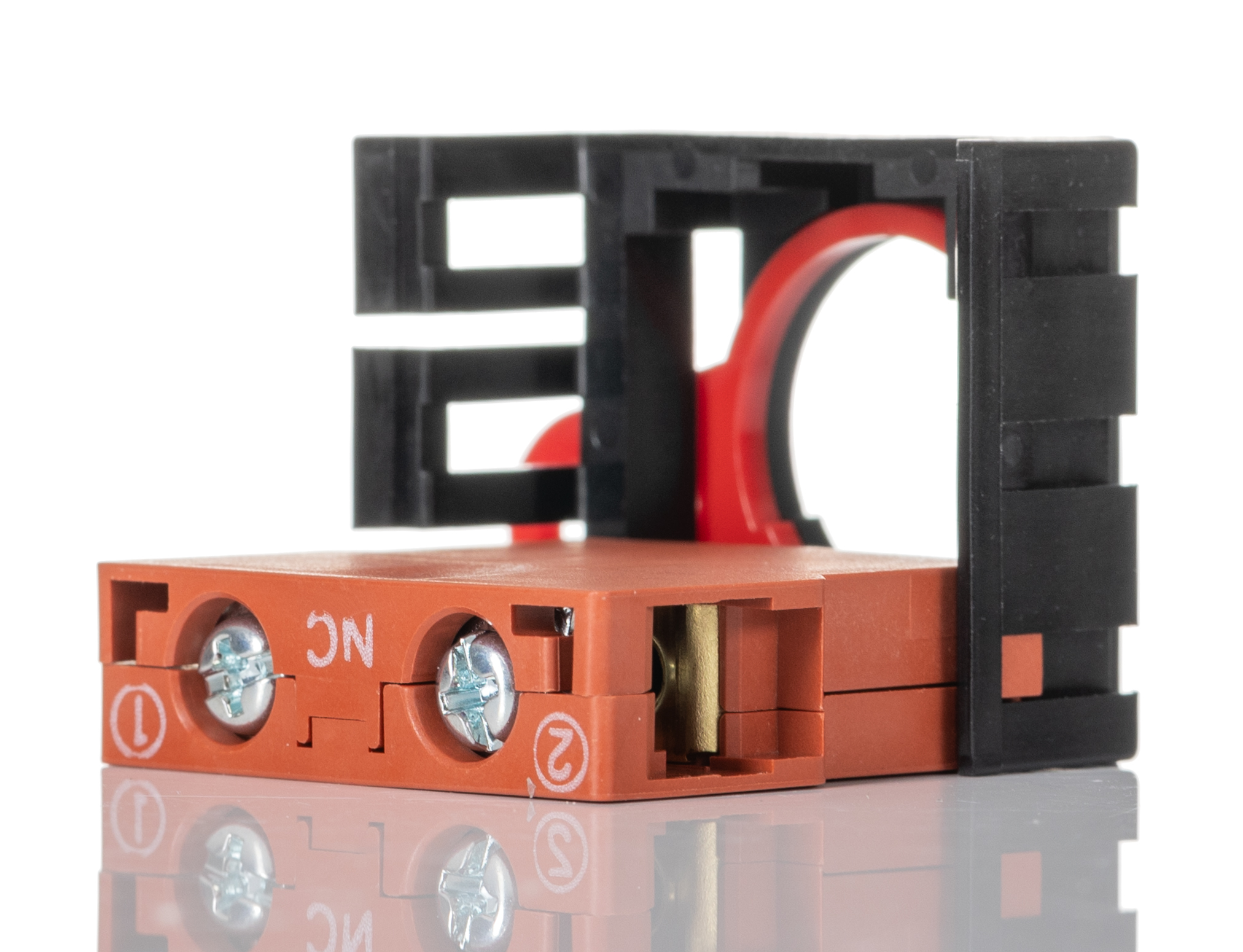 a22e-m-01 Omron A22E Series Twist Release Emergency Stop Push Button, Panel Mount, 22 mm Cutout, 1 NC, IP65