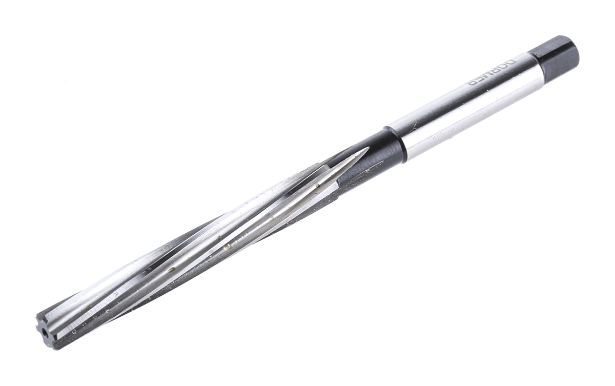 Dormer 7 mm x 40mm x 107mm HSS Spiral Square Hand Reamer
