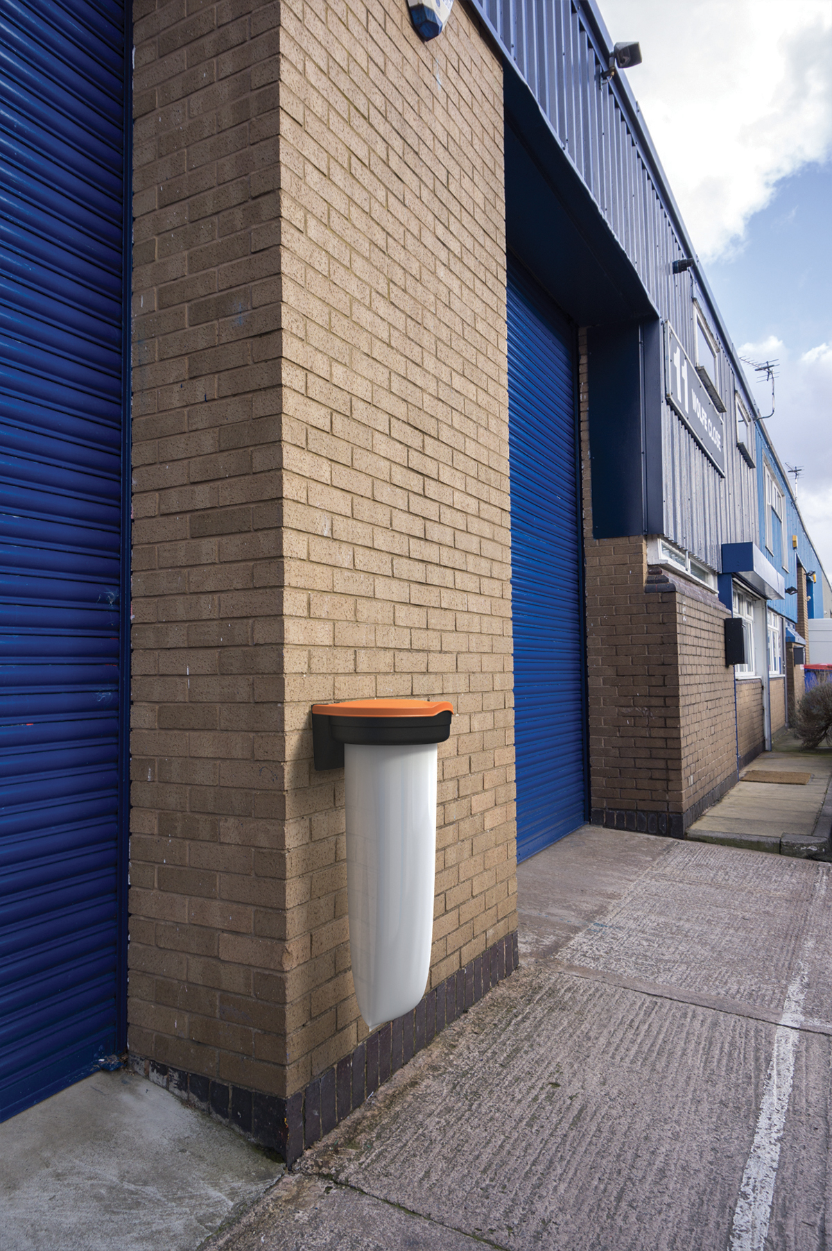 bin01-o Skipper Orange Safety Barrier, Recycle Bin