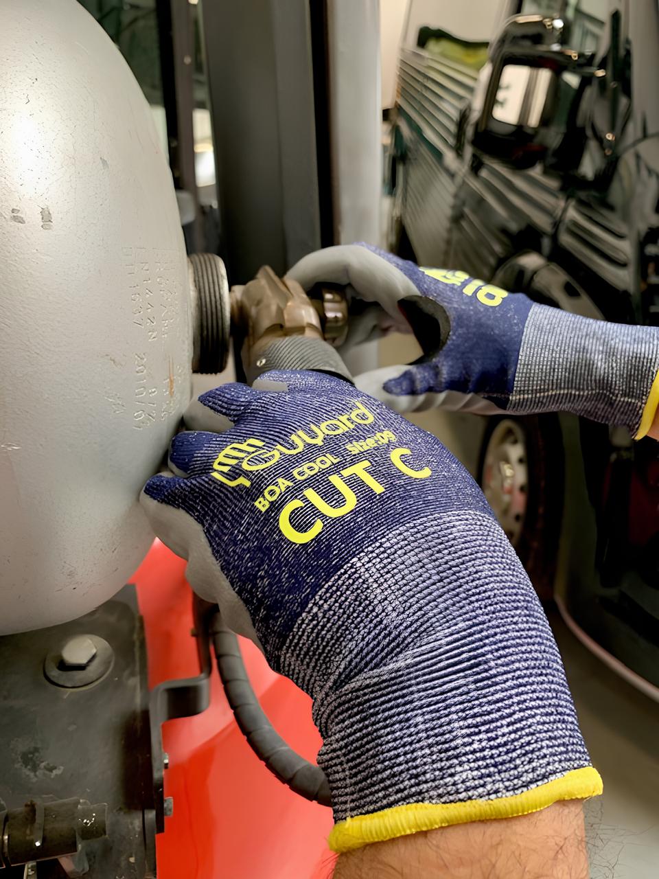 boa-cool-t8 GUYARD BOA COOL Grey High Density Polyethylene, HPPE Work Gloves, Size 8, Nitrile Coating