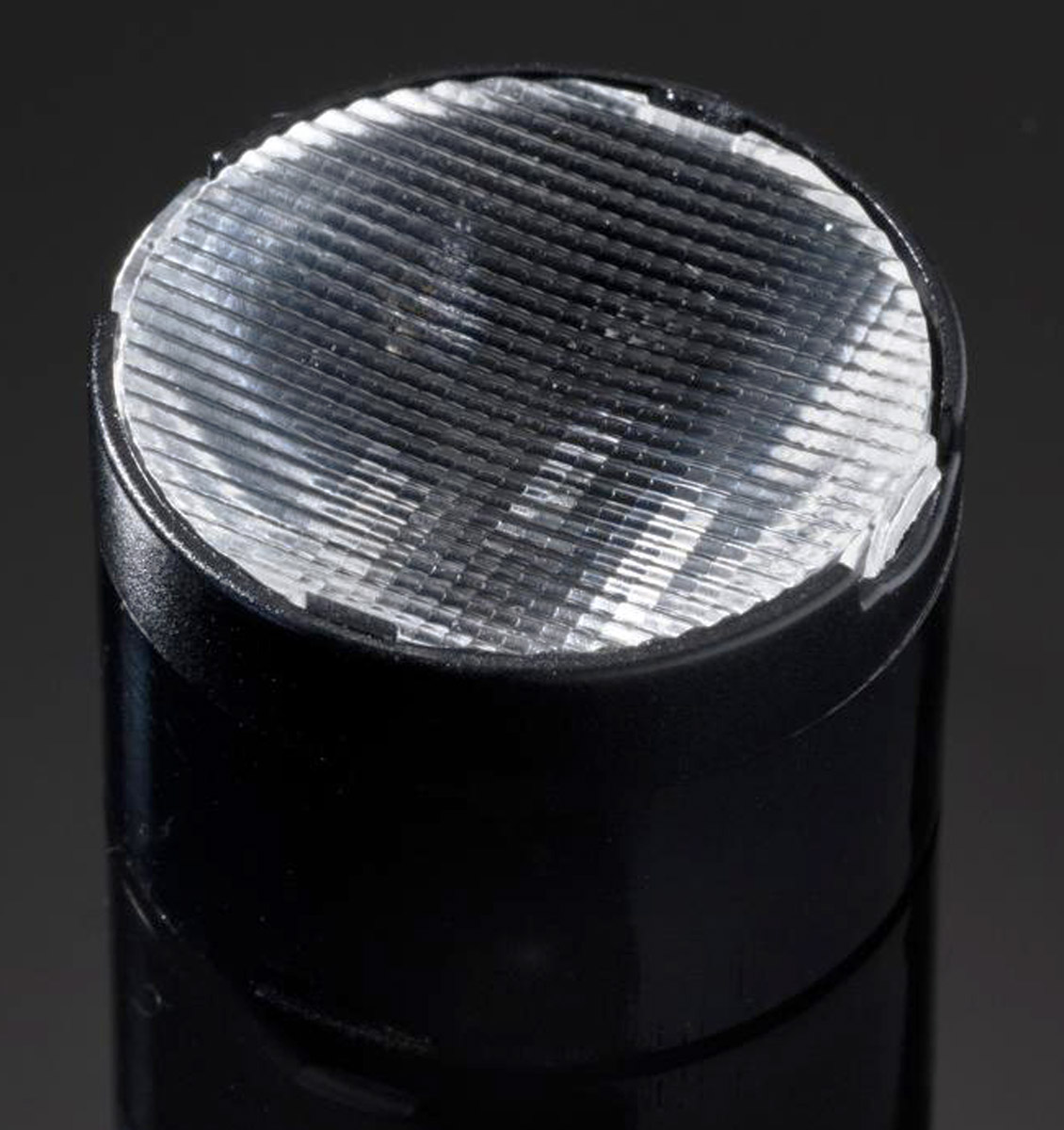 Ledil CA11484_LXP2-O-90, Leila Series 1-Way LED Lens Round Beam