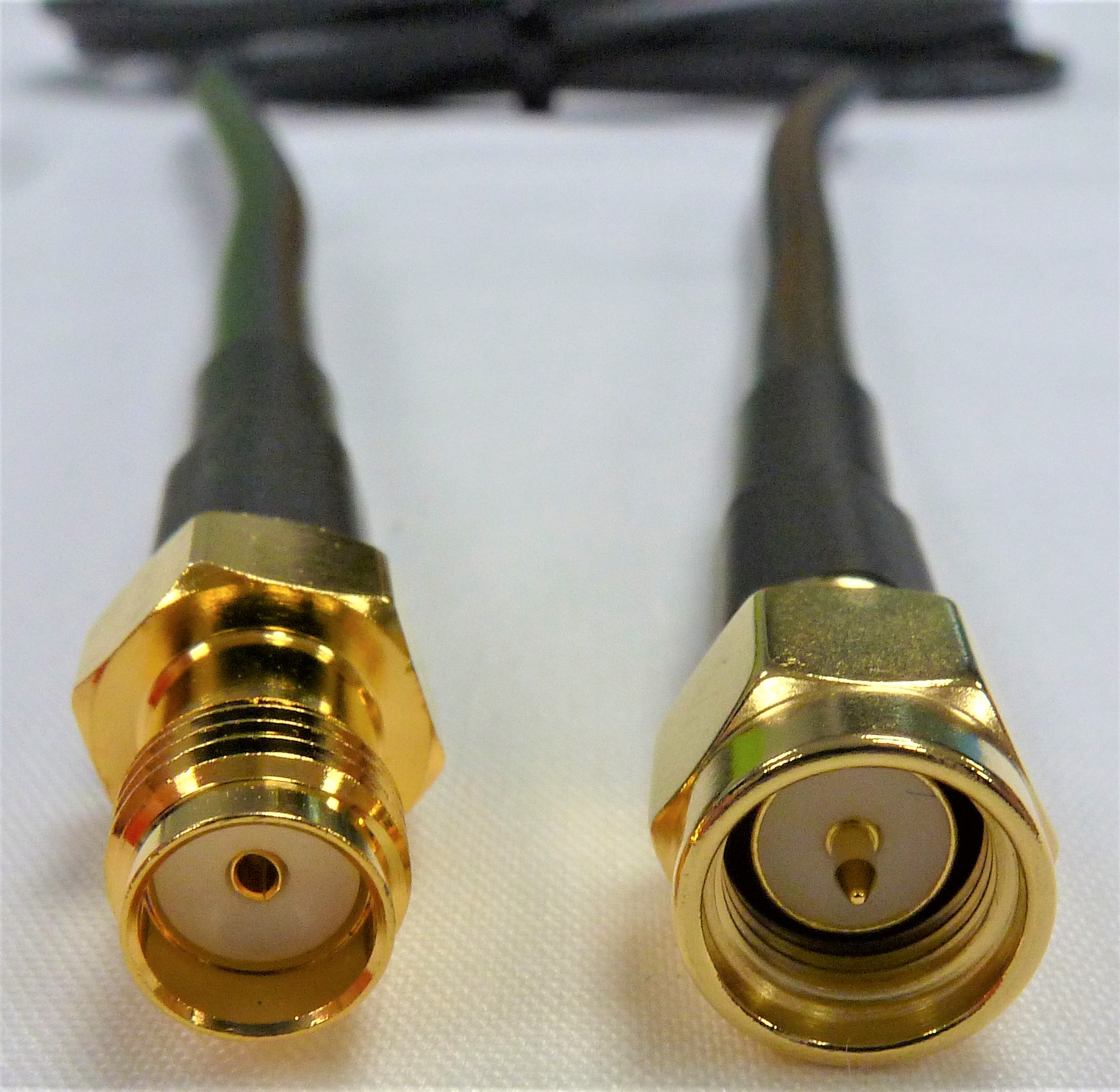Mobilemark CA197/195 Series Coaxial Cable Female SMA to Male SMA, 5 m 50 Ω