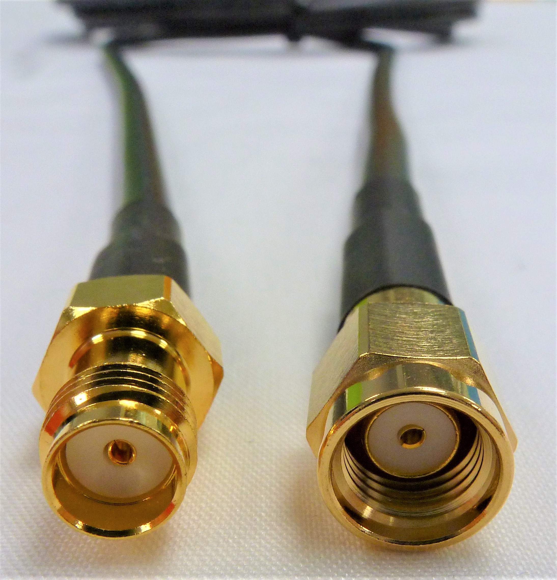 Mobilemark CA197/195 Series Coaxial Cable Female SMA to Male RP SMA, 5 m 50 Ω