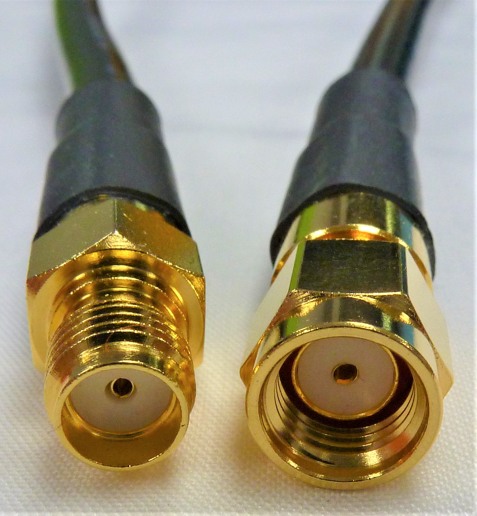 Mobilemark CA197/240 Series Coaxial Cable Female SMA to Male RP SMA, 5 m 50 Ω
