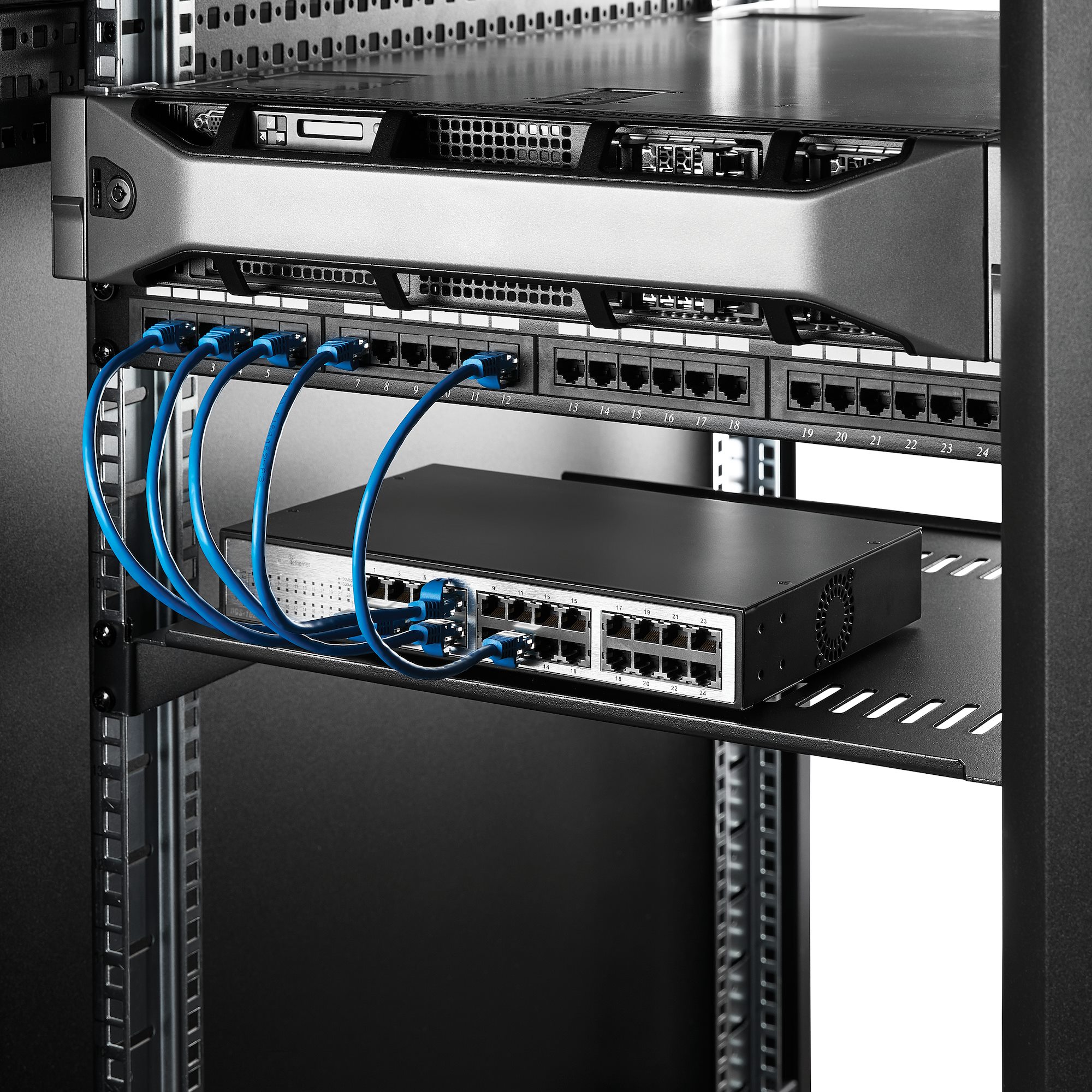 cabshelf116v StarTech.com Black Shelf, 1 U, 20kg Load, 44.1cm x 401 mm
