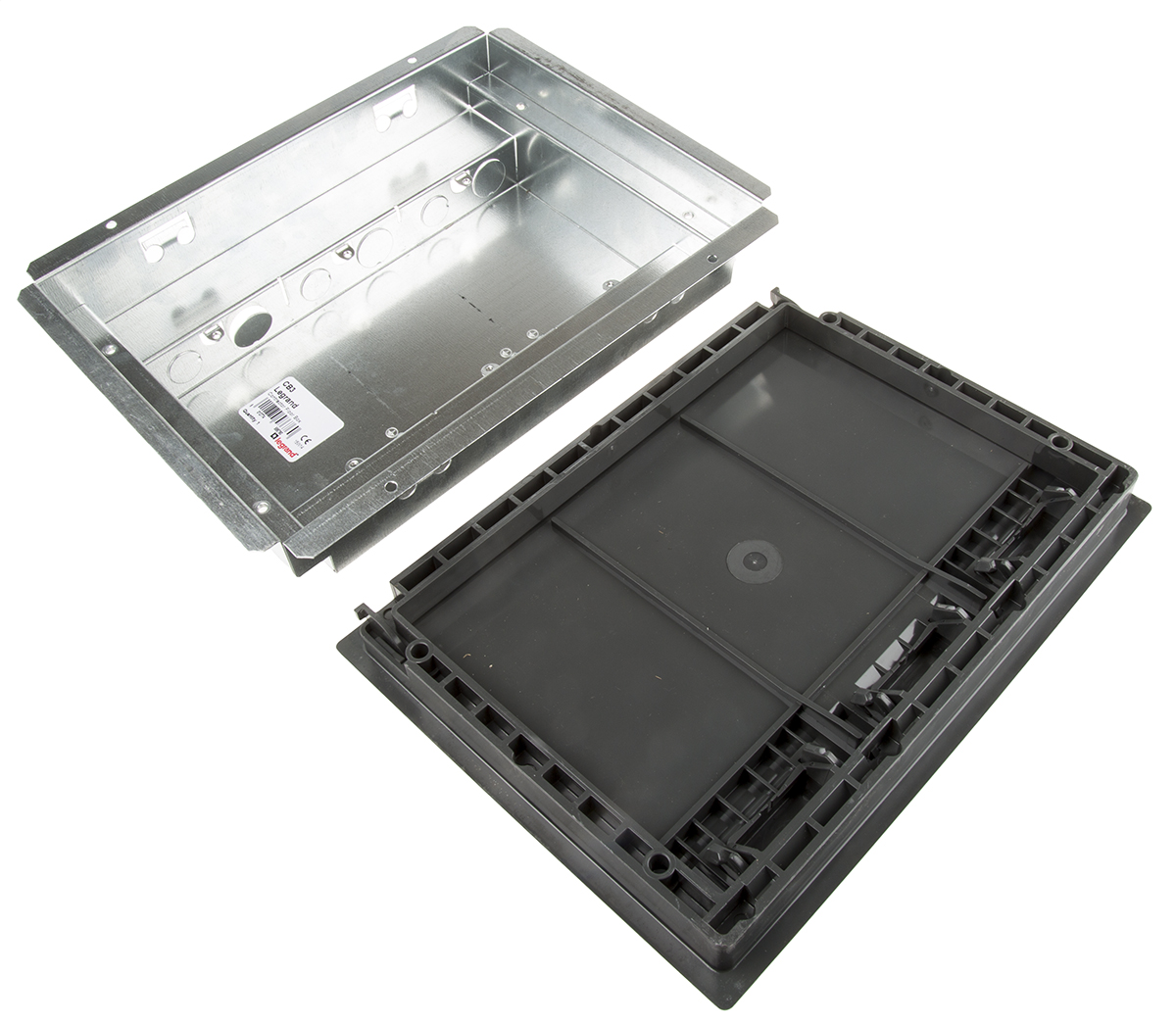 cb3 Legrand Grey 3 Compartment x 100mm