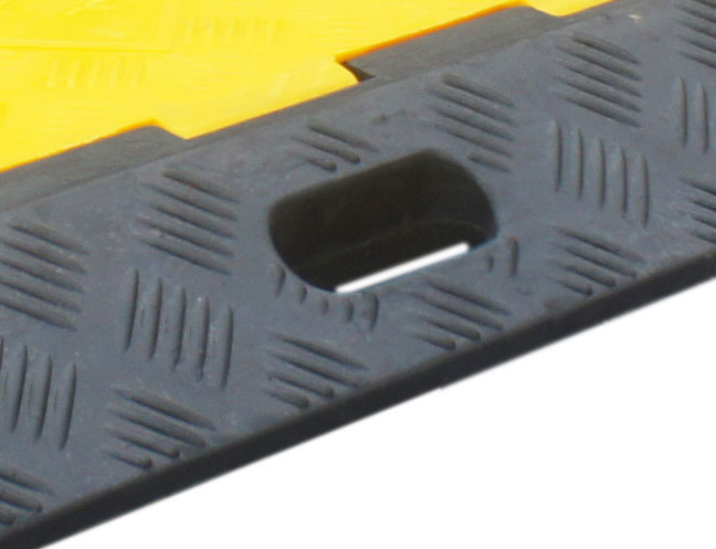 cp1071 Viso 910 mm Yellow, Black Cable Cover in Thermoplastic, Rubber, 65 mm ID