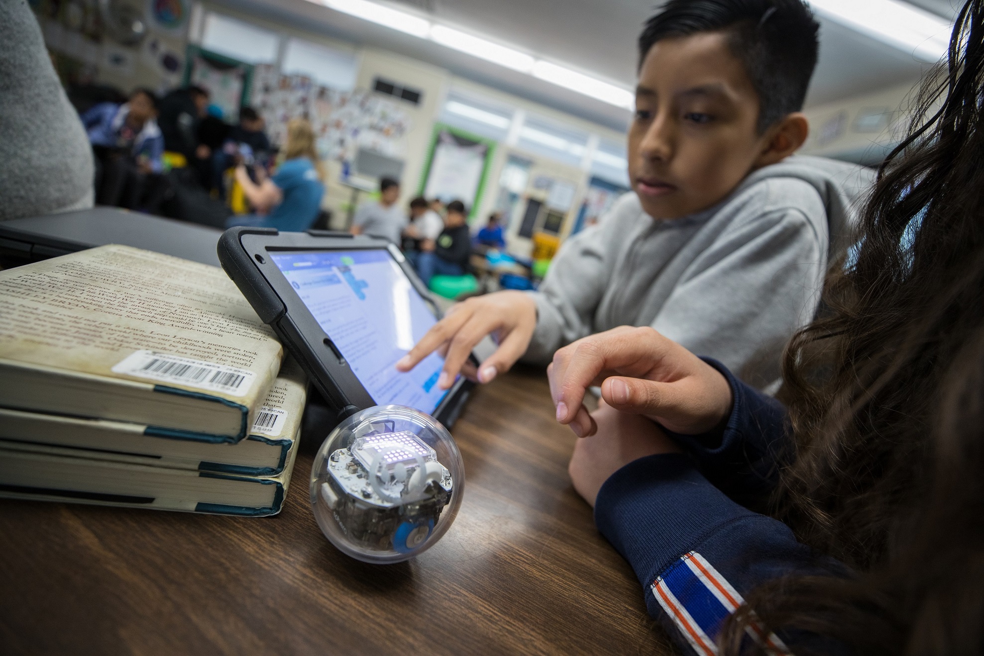 csf-complete-set Sphero Computer Science Foundations Course 1-3 (English) Explorer Kit Classroom Kit