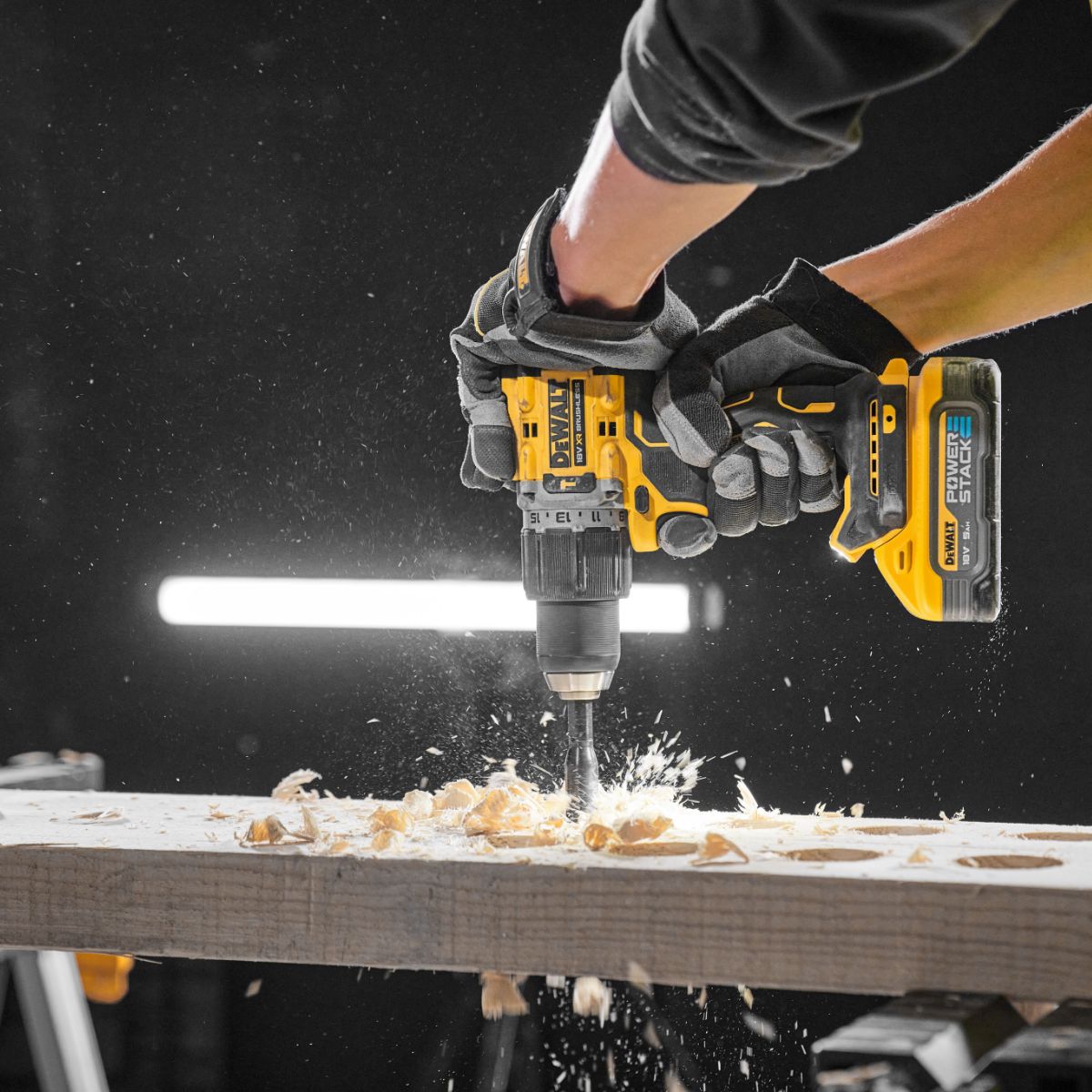 dcd805h2t-gb DeWALT DCD805 Ratcheting 500 W Cordless, Type G - British 3-Pin 18 V 13 mm 90 Nm 2000rpm