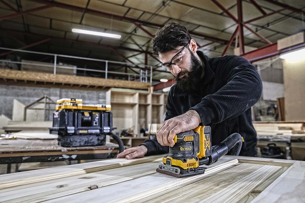 DeWALT XR 108 x 115 mm Cordless