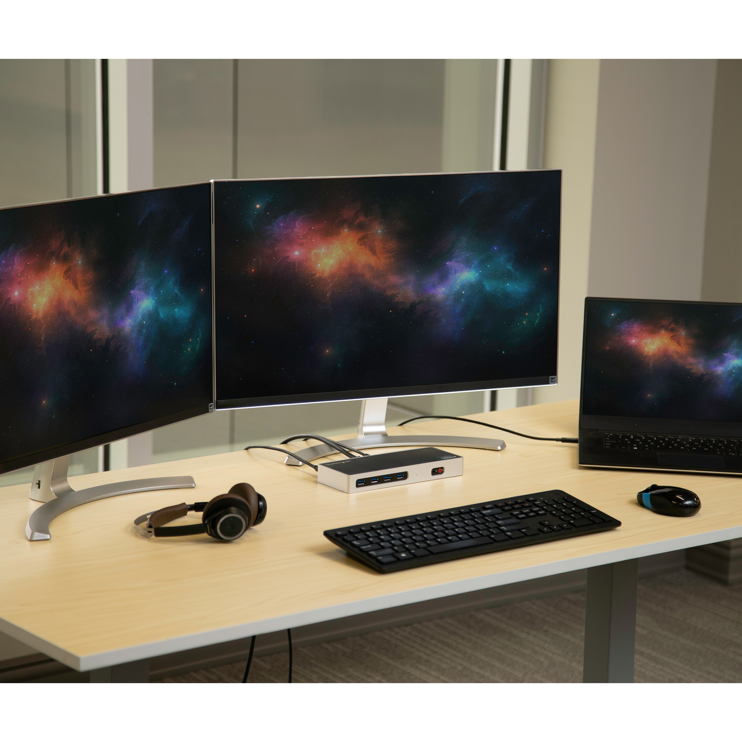 dk30a2dh StarTech.com  2 4096 x 2160 pixel USB C Docking Station USB 3.0 Portswith DisplayPort, HDMI - 6 xUSB ports
